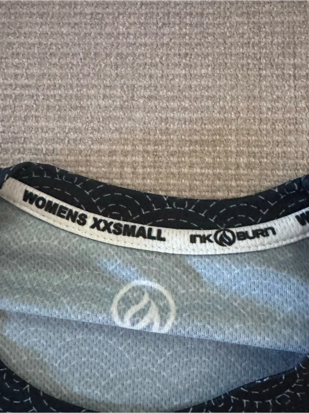 Inknburn Women's Navy Patterned Active Tee XXS - Picture 3 of 5